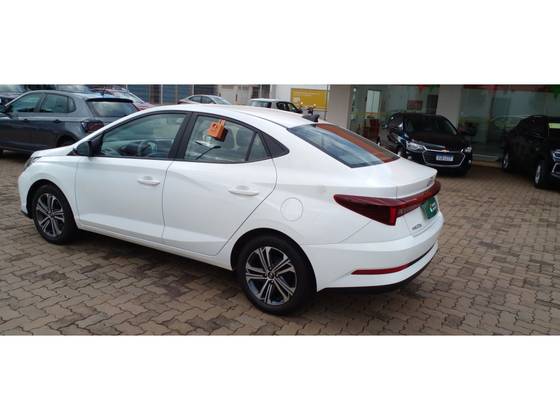 HYUNDAI HB20S 2024