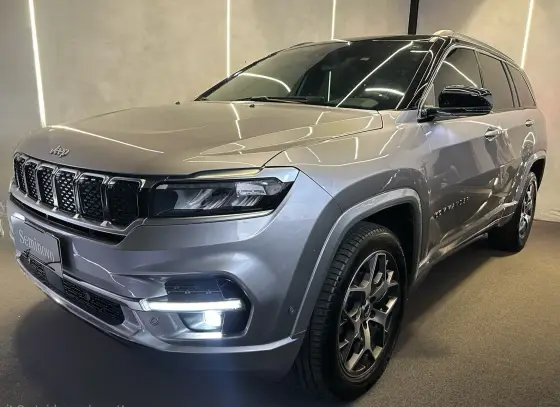 JEEP COMMANDER 2023