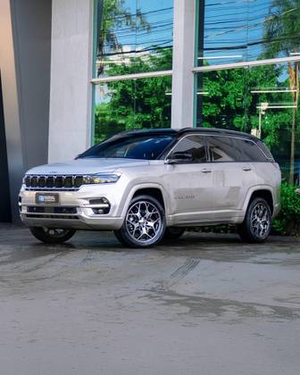 JEEP COMMANDER 2022
