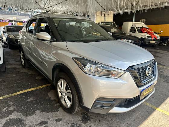 NISSAN KICKS 2020