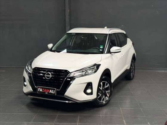 NISSAN KICKS 2024
