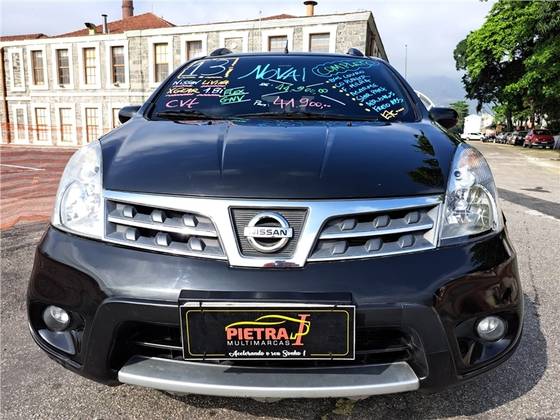 NISSAN LIVINA 2013