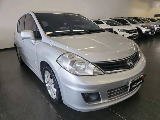 NISSAN TIIDA 2013