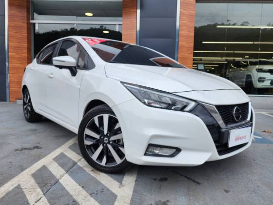 NISSAN VERSA 2023
