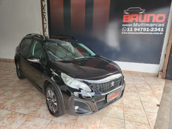 PEUGEOT 2008 2021