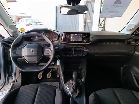 PEUGEOT 208 2024