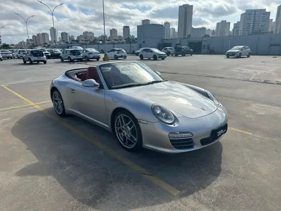 PORSCHE 911 2010