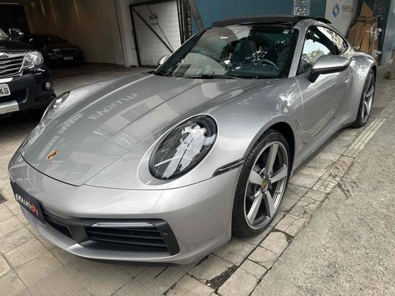 PORSCHE 911 2022