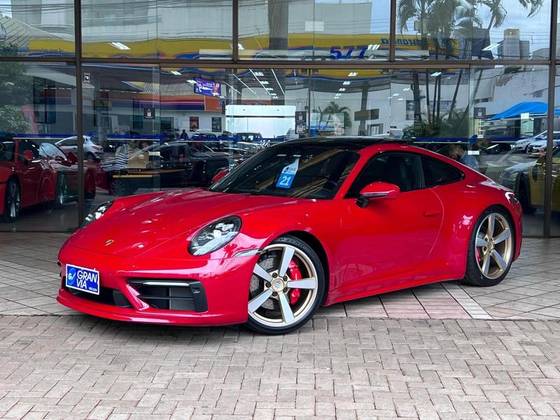 PORSCHE 911 2021