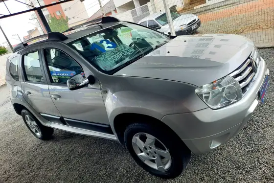 RENAULT DUSTER 2013