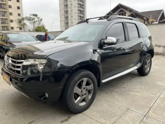 RENAULT DUSTER 2014