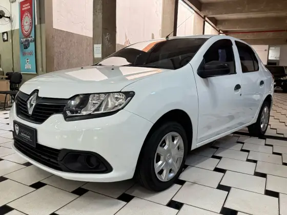 RENAULT LOGAN 2020