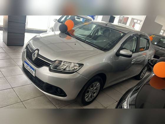 RENAULT LOGAN 2016