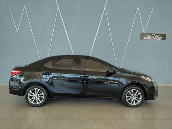 TOYOTA COROLLA 2017