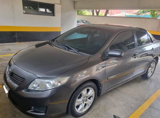 TOYOTA COROLLA 2011