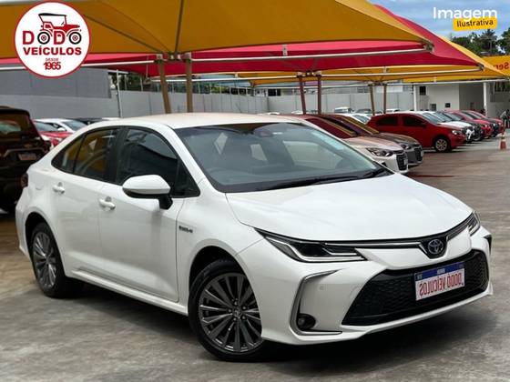 TOYOTA COROLLA 2024
