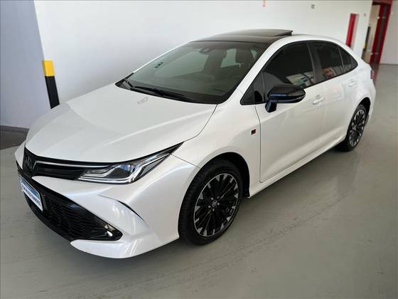 TOYOTA COROLLA 2024