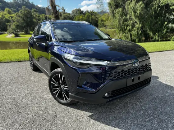 TOYOTA COROLLA CROSS 2026