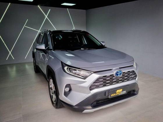 TOYOTA RAV4 2021
