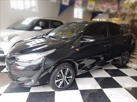 TOYOTA YARIS 2021
