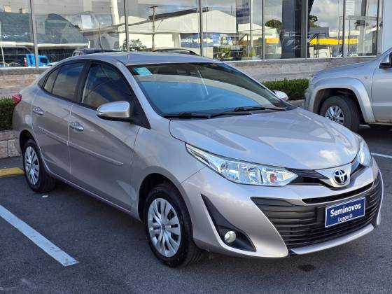 TOYOTA YARIS 2020