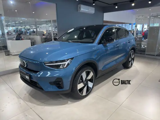 VOLVO C40 2023