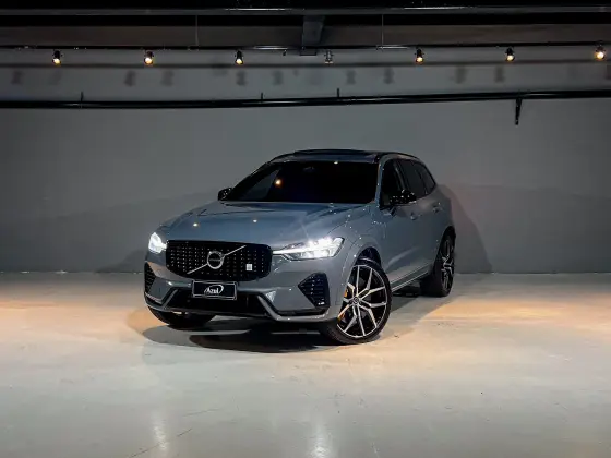 VOLVO XC60 2022