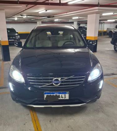 VOLVO XC60 2015