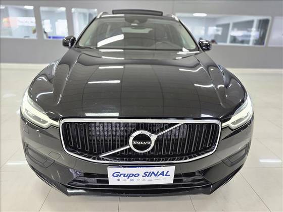 VOLVO XC60 2018