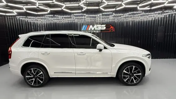 VOLVO XC90 2023