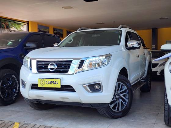 NISSAN FRONTIER 2021