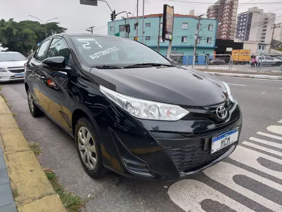 TOYOTA YARIS 2021