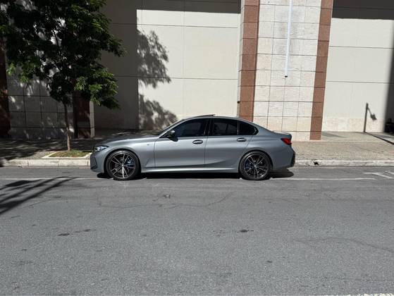 BMW 320i 2023