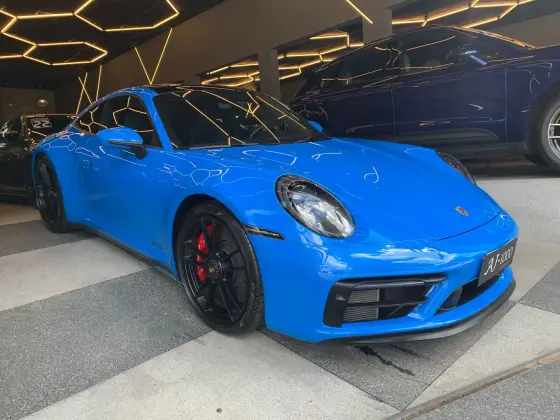 PORSCHE 911 2023