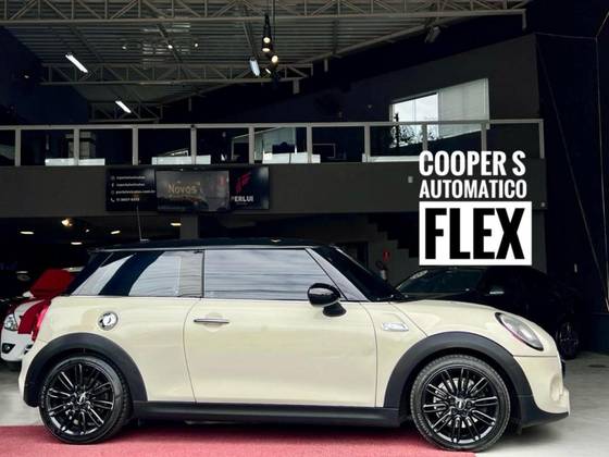 MINI COOPER 2015