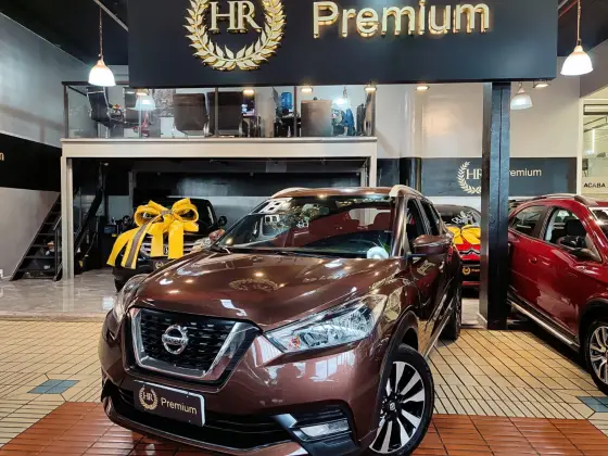 NISSAN KICKS 2018