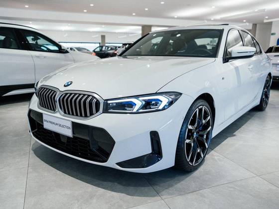 BMW 320i 2025
