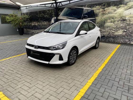HYUNDAI HB20S 2024