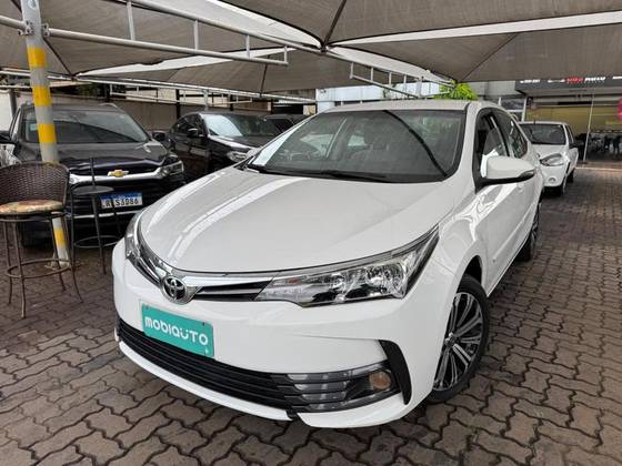 TOYOTA COROLLA 2018