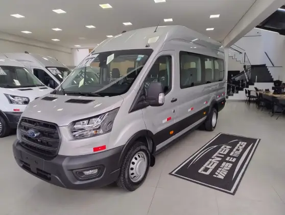 FORD TRANSIT 2025