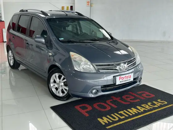 NISSAN LIVINA 2013