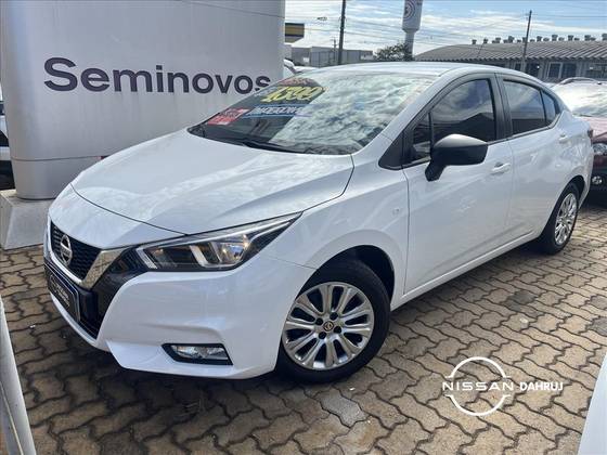 NISSAN VERSA 2023