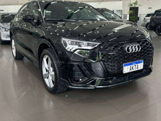 AUDI Q3 2023