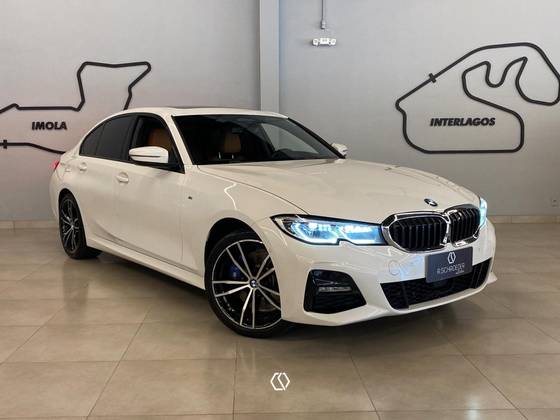 BMW 330e 2021
