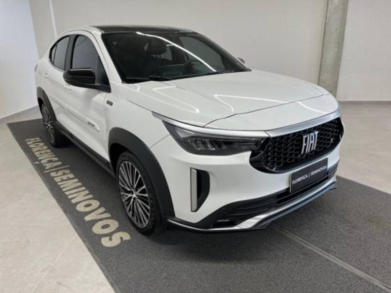 FIAT FASTBACK 2024