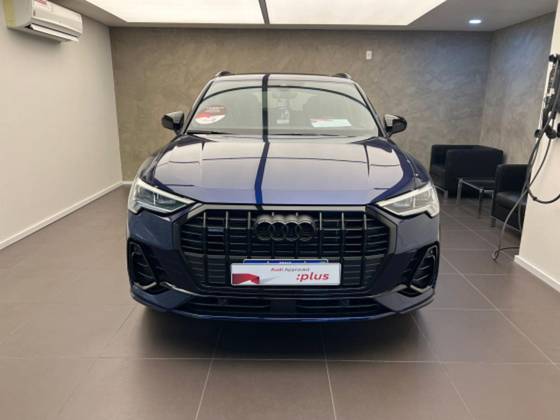 AUDI Q3 2024