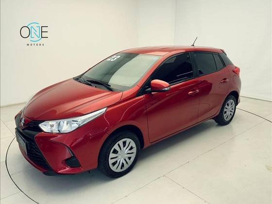 TOYOTA YARIS 2023