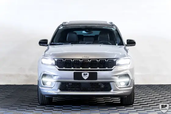 JEEP COMMANDER 2023