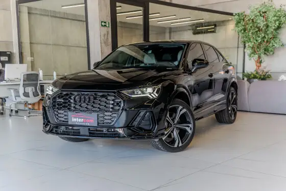 AUDI Q3 2024