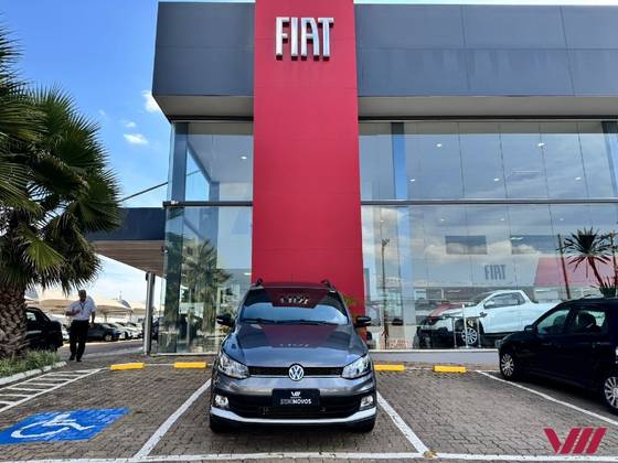 VOLKSWAGEN FOX 2020